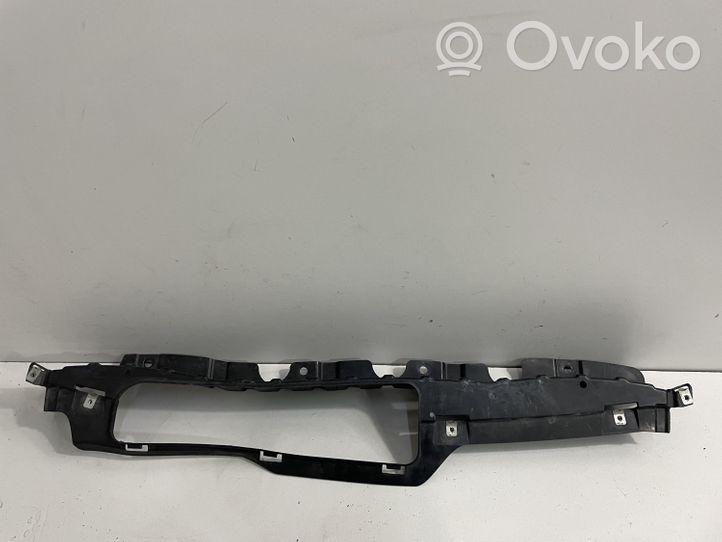 BMW X4 F26 Protezione inferiore del serbatoio del carburante 8057008