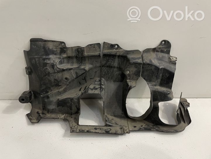 BMW 7 F01 F02 F03 F04 Couvre soubassement arrière 7185169