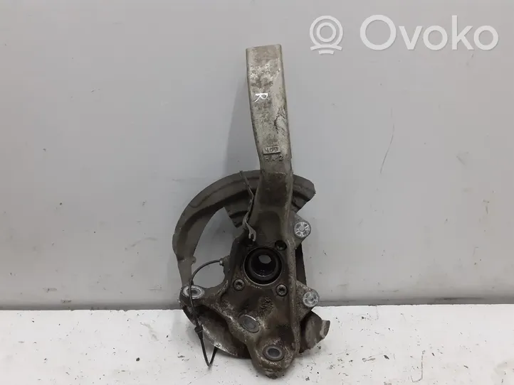 BMW X5 F15 Cubo de rueda delantera 6869870