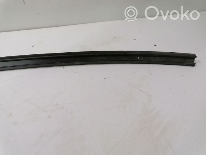 BMW 6 E63 E64 Windshield trim 7008911