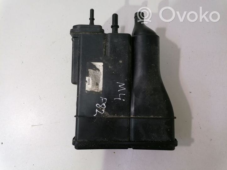 BMW 4 F32 F33 Serbatoio a carbone attivo per il recupero vapori carburante 7489619