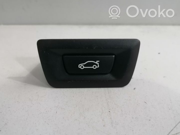 BMW 2 F46 Bouton interrupteur ouverture du coffre 9275119