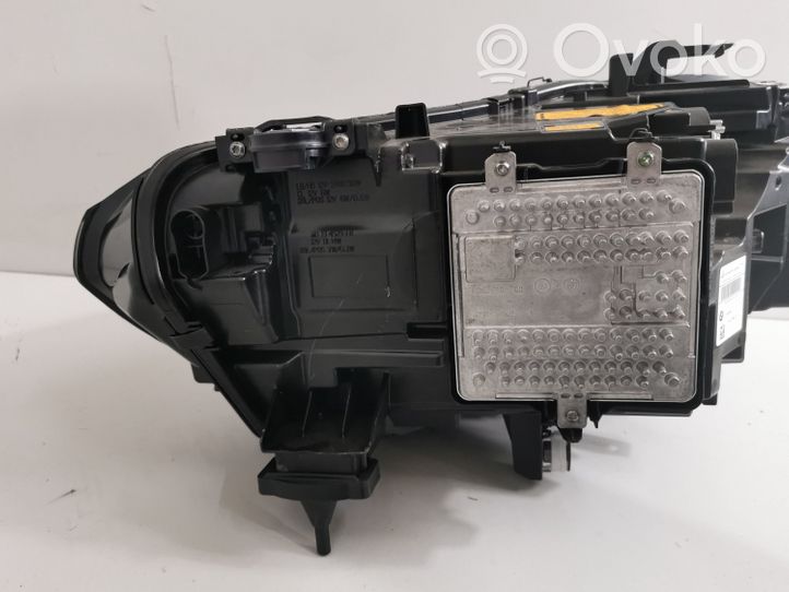 BMW X6M G06 F96 Lampy przednie / Komplet 5A279B2