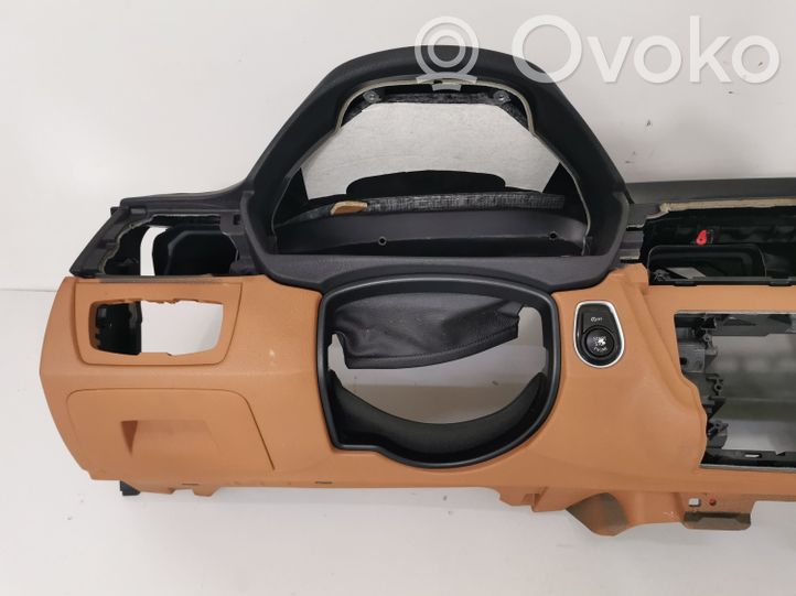 8063189 BMW 3 F30 F35 F31 Dashboard, 499.00 € | RRR