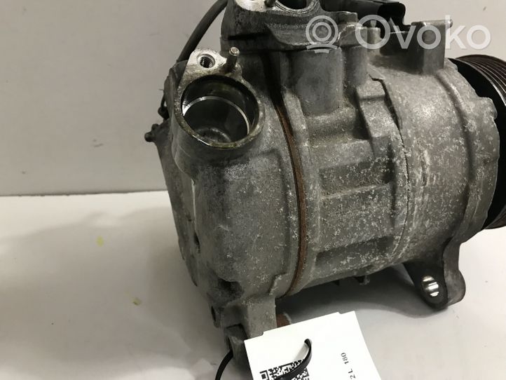 BMW 3 F30 F35 F31 Ilmastointilaitteen kompressorin pumppu (A/C) 9216466