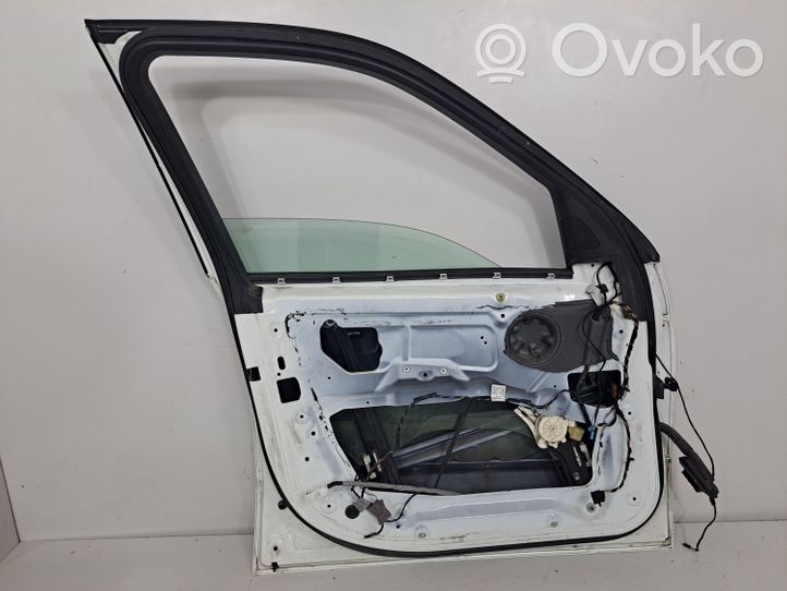 BMW X5 E70 Front door 7211423