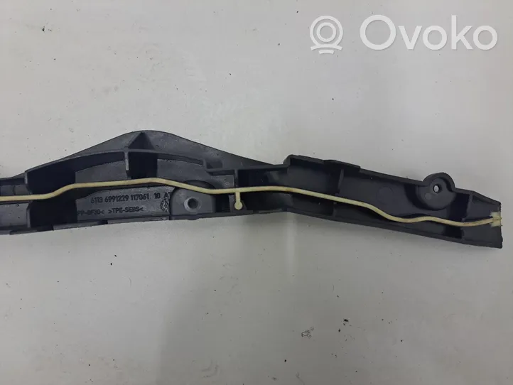 BMW 3 G20 G21 Altra parte del vano motore 6991229