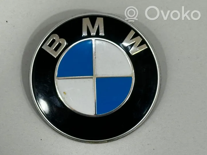 BMW 3 E90 E91 Manufacturers badge/model letters 8219237