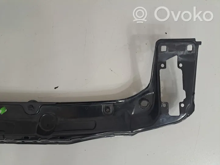 BMW 4 F32 F33 Viršutinė dalis radiatorių panelės (televizoriaus) 7294928