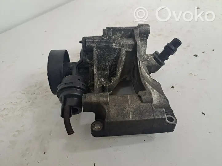 BMW 5 G30 G31 Pompa dell’acqua 8588887