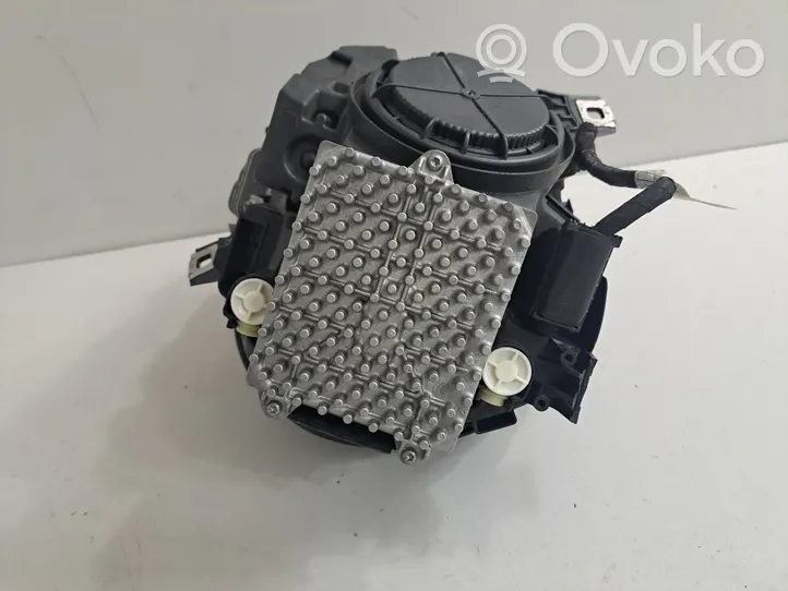 Mini Clubman F54 Lampa przednia 7416983