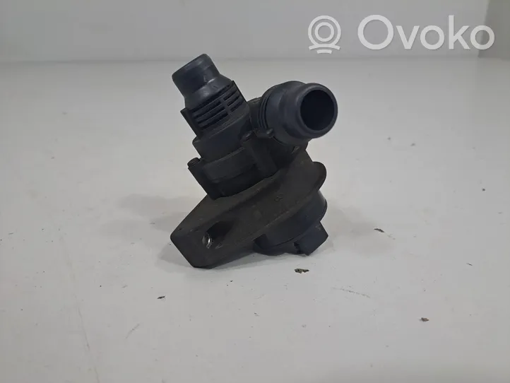 BMW X6 F16 Water pump 9197085