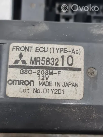 Mitsubishi Pajero Fuse module MR583210