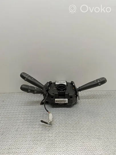 Alfa Romeo GT Interruptor/palanca de limpiador de luz de giro 01560405760