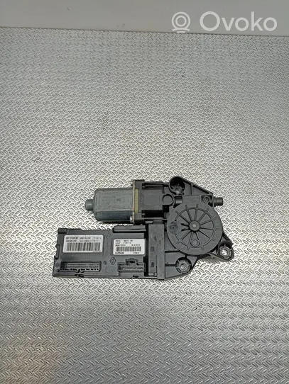 Renault Megane III Motorino alzacristalli della portiera anteriore 807310246R