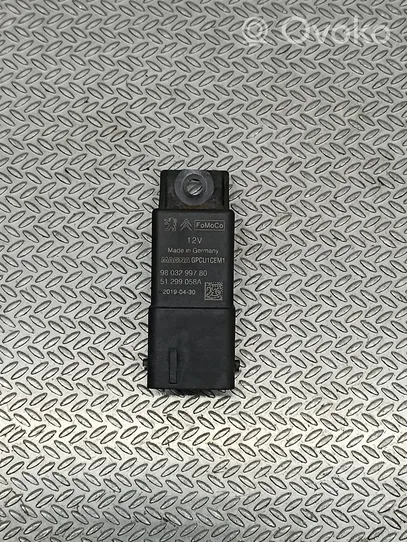 Ford Kuga II Žvakių pakaitinimo rėlė 9803299780