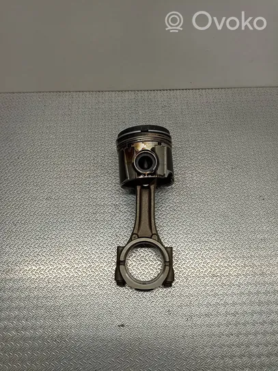 Fiat Ducato Piston with connecting rod 12817067