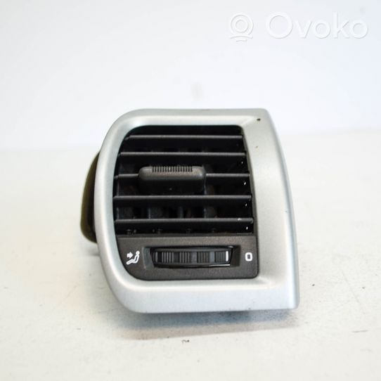 Skoda Roomster (5J) Copertura griglia di ventilazione cruscotto 5J0819702