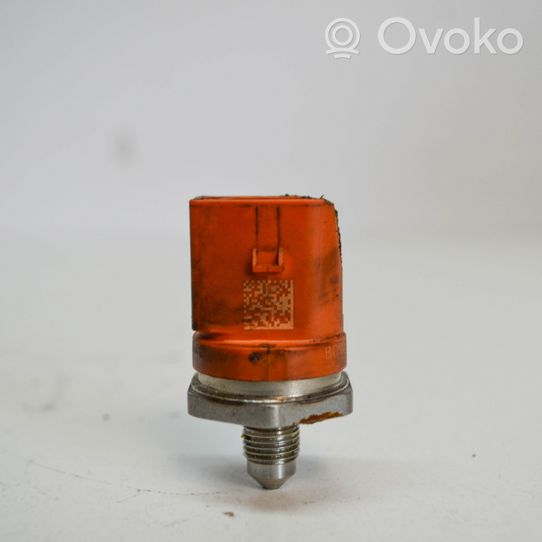 Skoda Octavia Mk2 (1Z) Sensore di pressione del carburante 06J906051D