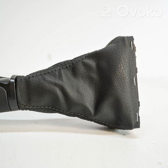 Skoda Fabia Mk3 (NJ) Gear lever shifter trim leather/knob 