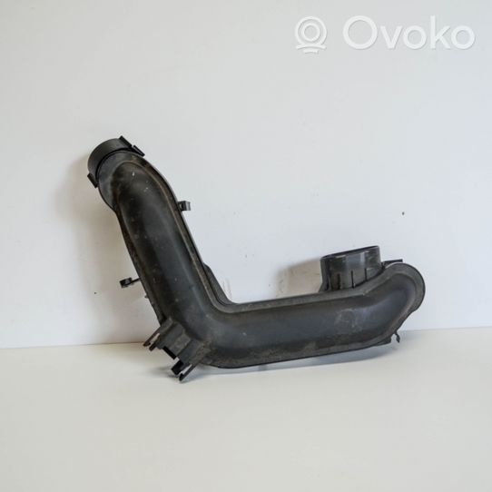 Skoda Fabia Mk3 (NJ) Tubo flessibile intercooler 04C145673B