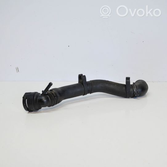 Skoda Roomster (5J) Tubo flessibile del liquido di raffreddamento del motore 6Q0122101BT