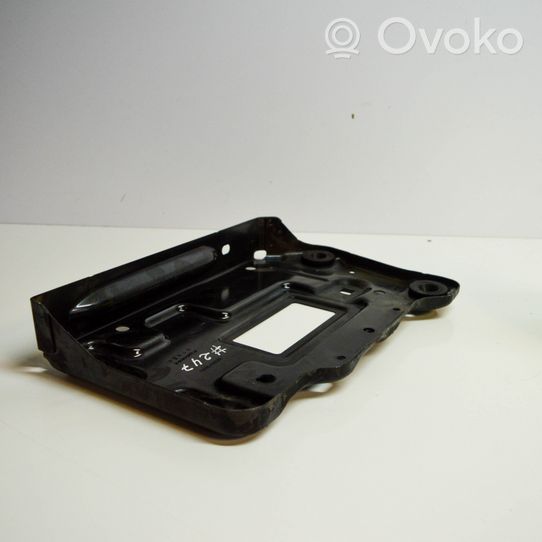 Mercedes-Benz A W176 Support boîte de batterie A2466200018