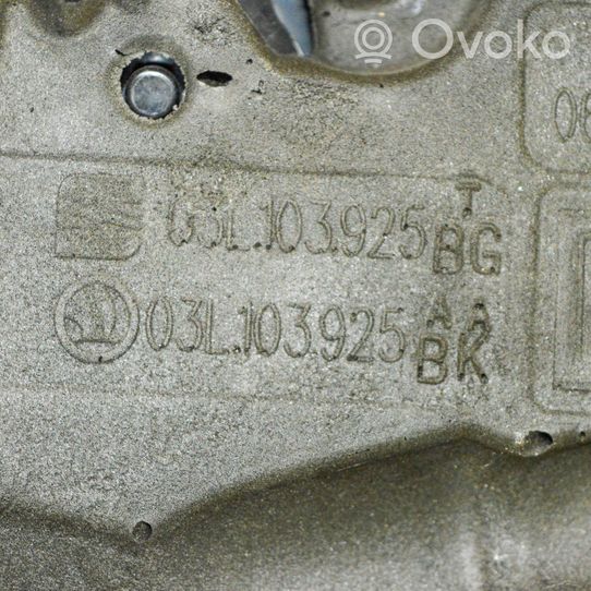 Skoda Yeti (5L) Osłona górna silnika 03L103925BK