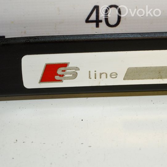 Audi A3 S3 8P Osłona listwy przedniej 8P4853492E