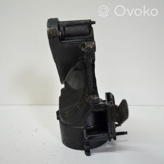 Ford Kuga II Engine oil radiator 9687911280