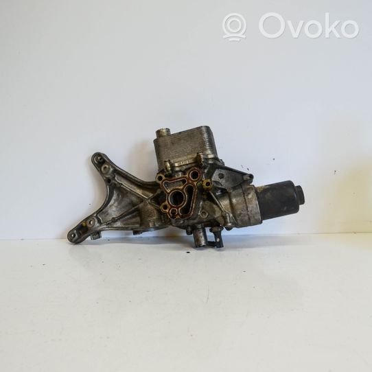 Audi A4 S4 B8 8K Radiatore dell’olio del motore 06J903143