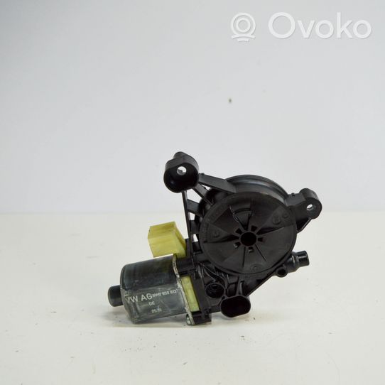 Audi A4 S4 B9 Takaoven ikkunan nostomoottori 8W0959812