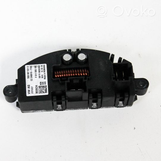 Volkswagen Golf VII Heater blower motor/fan resistor 5Q0907521E