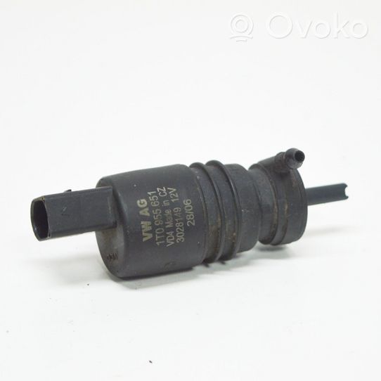 Volkswagen Jetta III Tuulilasi tuulilasinpesimen pumppu 1T0955651