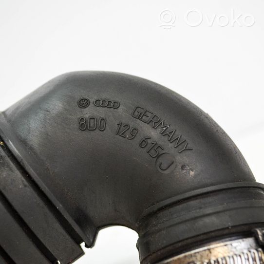 Volkswagen PASSAT B5 Tube d'admission d'air 8D0129615J