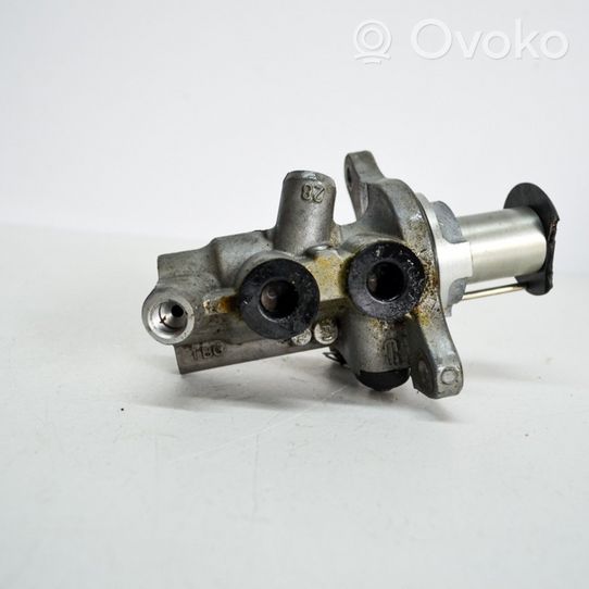 Volkswagen Touareg II Master brake cylinder 