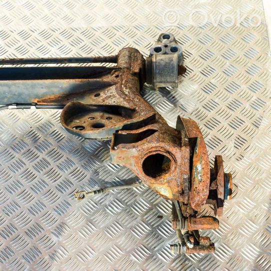 Volkswagen PASSAT B5 Rear axle beam 