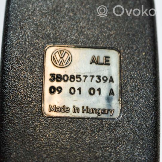 Volkswagen PASSAT B5 Keskipaikan turvavyön solki (takaistuin) 3B0857739A