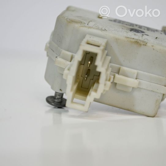 Volkswagen PASSAT B7 Serratura del tappo del serbatoio del carburante 3B09597813AA810773