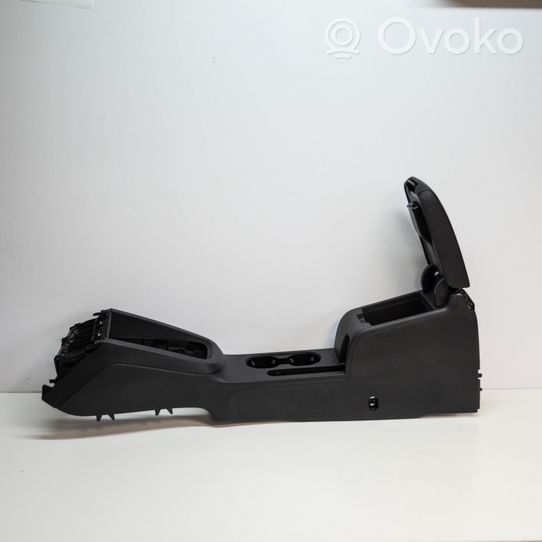 Volkswagen Jetta VI Center console 