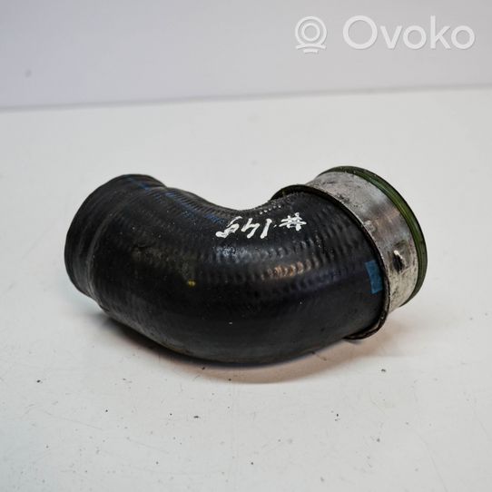 Volkswagen PASSAT B5 Tube d'admission de tuyau de refroidisseur intermédiaire 3B0145834P