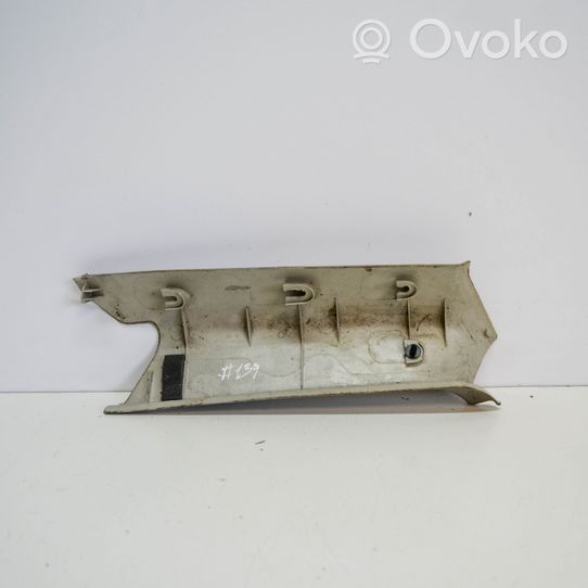 Volkswagen PASSAT B5 Moldura del pillar (D) (Inferior) 3B9867245B