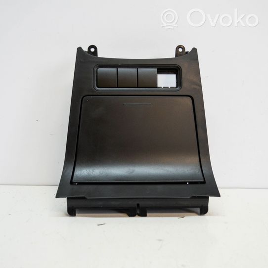 Volkswagen Jetta III Peleninė panelėje 1K0857961