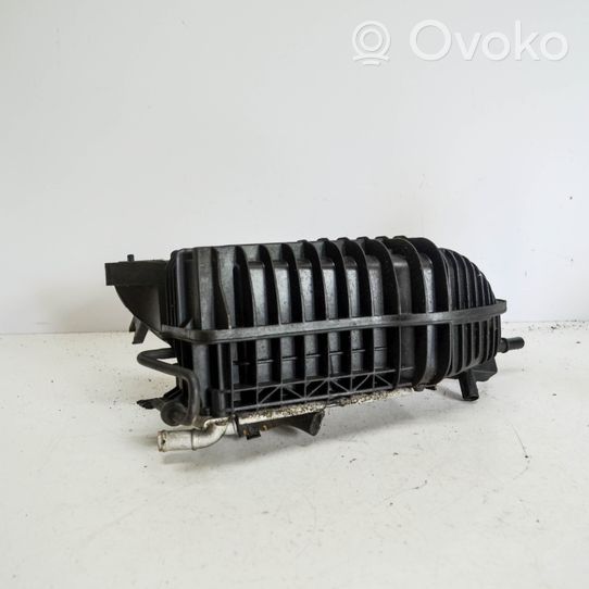 Volkswagen Touran II Collecteur d'admission 03F145749B03F129711H