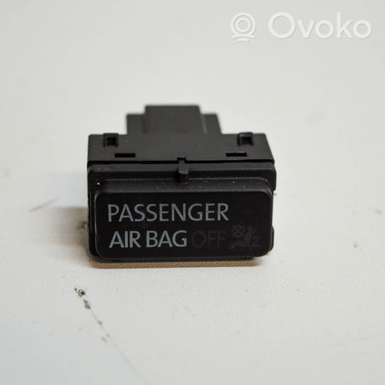 Volkswagen Touran II Passenger airbag on/off switch 1T0919234C