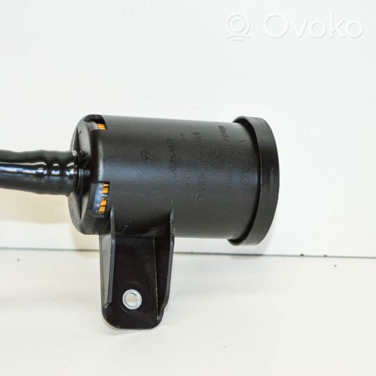 Audi A4 S4 B9 Sfiato/tubo di sfiato/tubo flessibile 8W0906621A