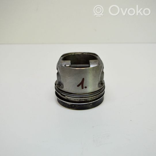 Volkswagen Jetta VI Piston 