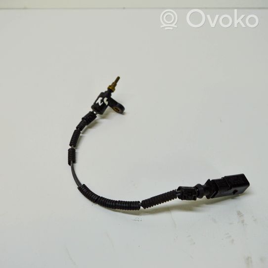 Volkswagen Touareg II Coolant temperature sensor 03H919501A