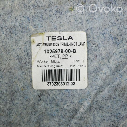 Tesla Model S Dolny panel schowka koła zapasowego 102597800B