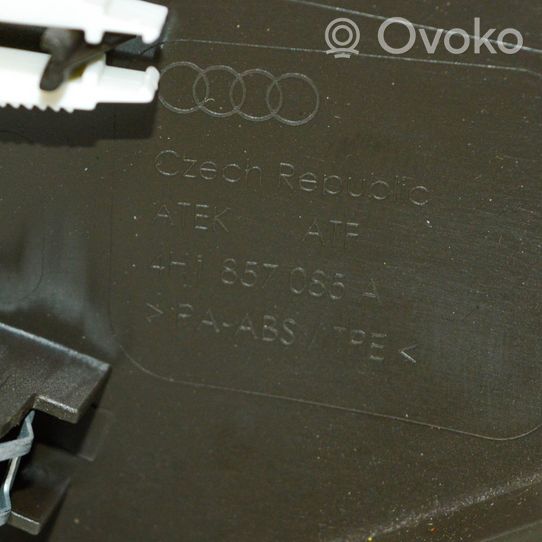 Audi A8 S8 D4 4H Boczny element deski rozdzielczej 4H1857085A